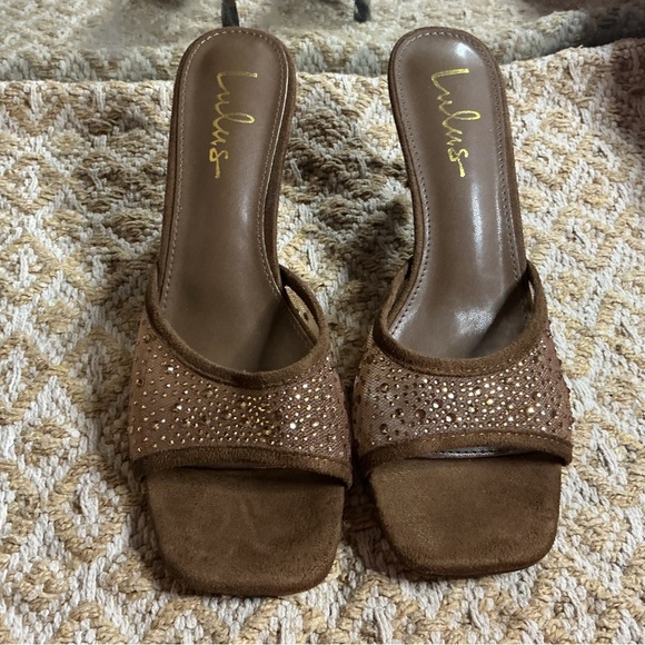 Lulu's Chic Brown Heeled Mules - Picture 9 of 9